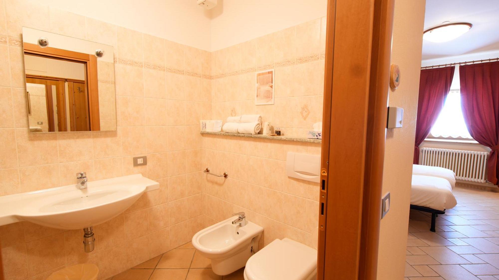 Albergo Ristoro Sitten - 2300 Mt Gressoney-La-Trinite Ngoại thất bức ảnh